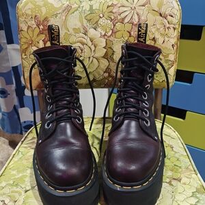 dr martens platform jadons